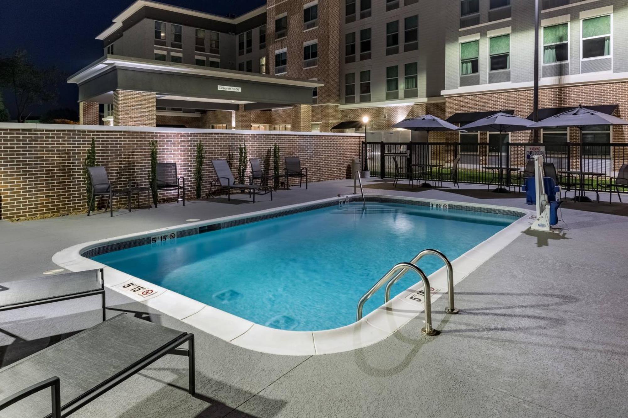 Fairfield Inn & Suites Morganton Historic Downtown Exterior foto
